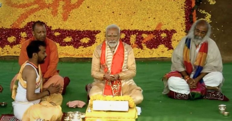 સંભલમાં PM મોદીએ