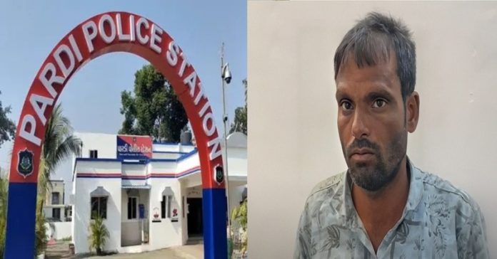 પારડીમાં જળદેવી મંદિરમાંથી ચોરનાર