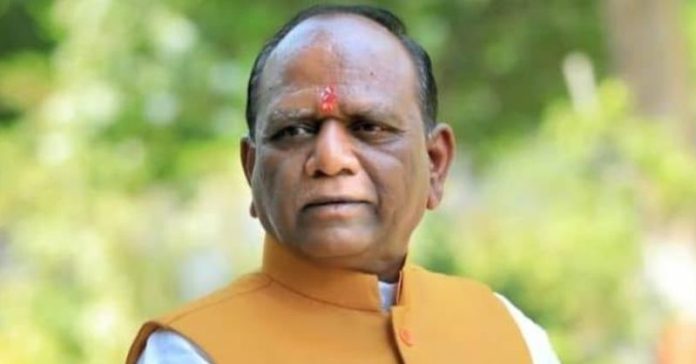 મનસુખ વસાવાએ AAPના નેતાઓ હોળી પૈસા ઉઘરાવે આરોપ