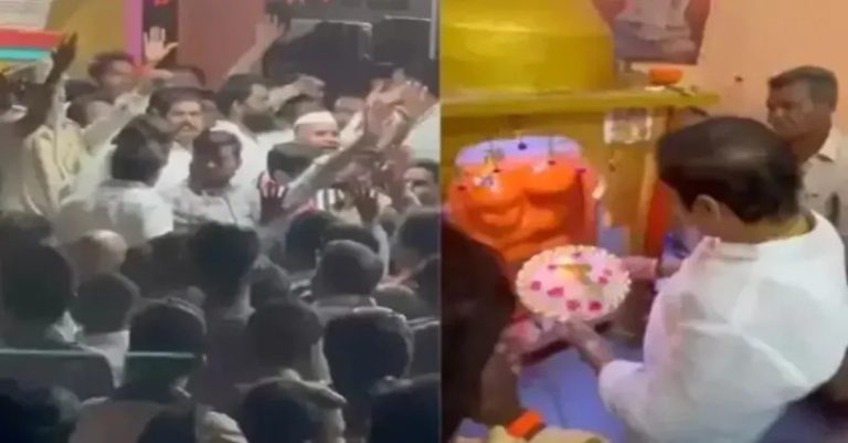 મુસ્લિમ ટોળાએ આરતી રોકી