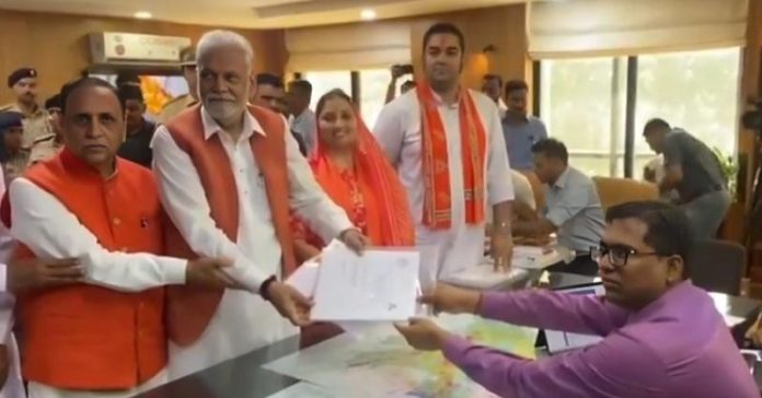 રાજકોટથી પરષોત્તમ રૂપાલાએ ઉમેદવારી ફોર્મ