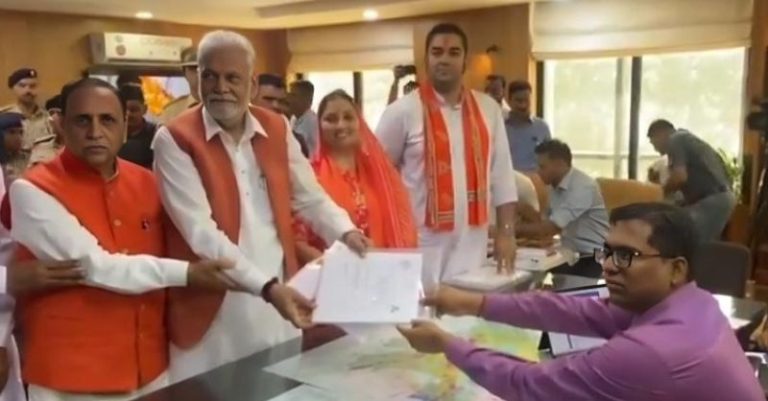 રાજકોટથી પરષોત્તમ રૂપાલાએ ઉમેદવારી ફોર્મ