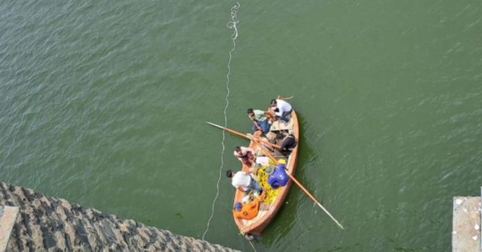 સલમાન ખાન ઘર ફેરિબગ સુરત તાપી નદીમાં પિસ્તોલ