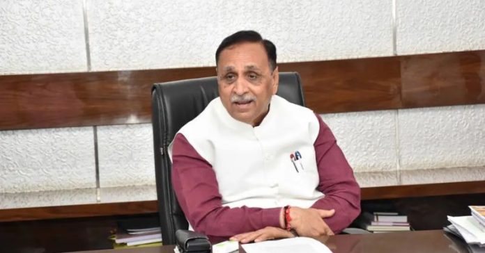 વિજય રૂપાણી ફેક ન્યૂઝ ફરિયાદ