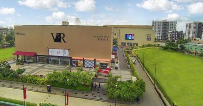 સુરતના VR મોલને બોમ્બથી