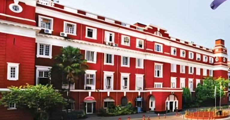કોલકત્તા પોલીસ 144