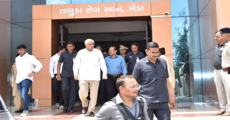 ખેડાના મામલતદારની બદલી