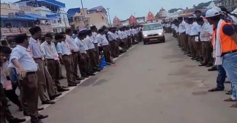 પુરીની રથયાત્રામાં RSSના સ્વયંસેવકો