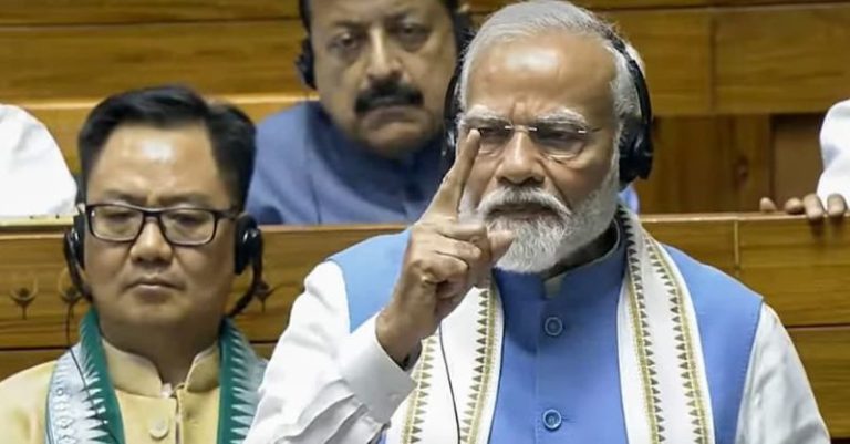PM મોદી સંસદમાં કોંગ્રેસ ઇકોસિસ્ટમ