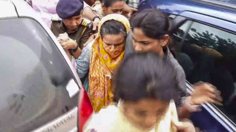 પૂજા માતા ધરપકડ