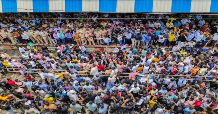 બદલાપુરમાં યૌન શોષણ