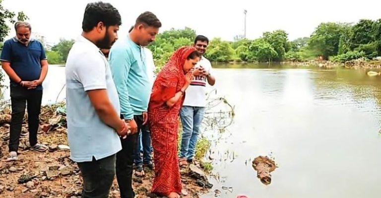 વડોદરા મહારાણી વિશ્વામિત્રીની પૂજા-અર્ચના