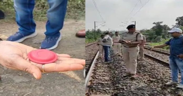 રેલવે ટ્રેક પર ડીટોનેટર