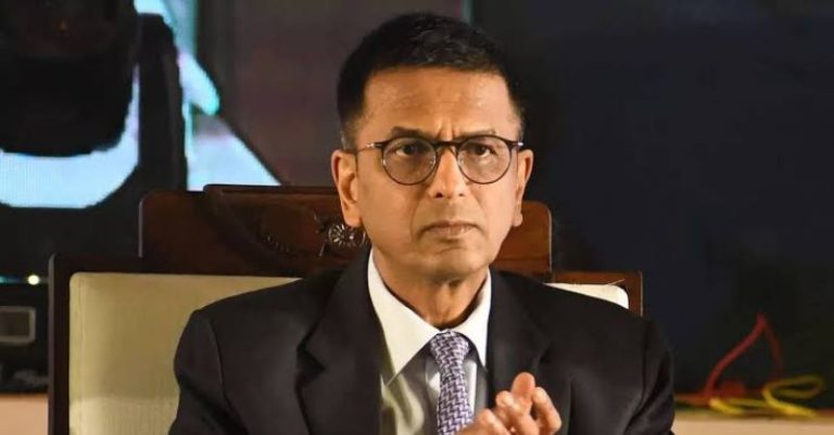 CJI વકીલ Yeah