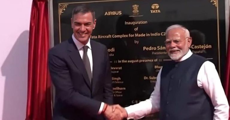 વડોદરામાં મોદી રોડ શો