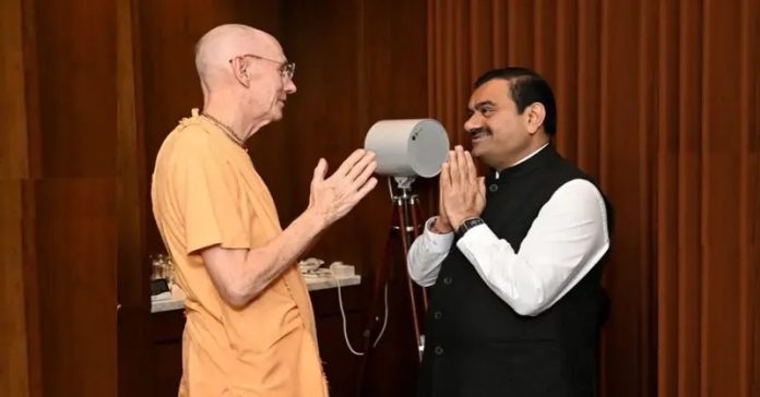 ગૌતમ અદાણી ISKCON મહાકુંભમાં