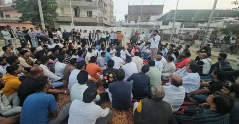 બ્યાવારમાં હિંદુ સગીરાઓને બ્લેકમેલ