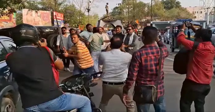 કોંગ્રેસ ઝારખંડમાં પત્રકારો