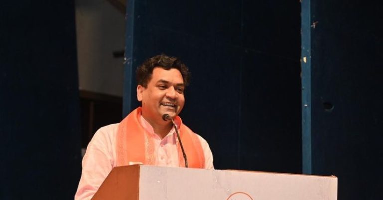 કપિલ મિશ્રા FIR