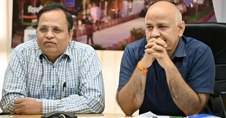 AAP મનીષ સિસોદિયા સત્યેન્દ્ર જૈન કૌભાંડનો