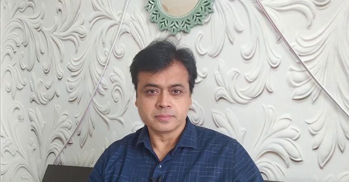 અભિસાર શર્મા FIR
