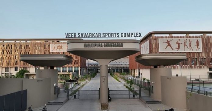 અમિત શાહે નારણપુરા સ્પોર્ટ્સ