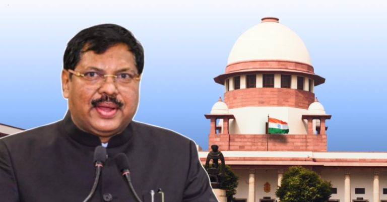 કોર્ટમાં સુનાવણી કરી રહ્યા હતા CJI ગવઈ, વકીલે જૂતું કાઢીને ફેંકવાનો કર્યો પ્રયાસ, કહ્યું– ‘સનાતનનું અપમાન સહન નહીં થાય’
